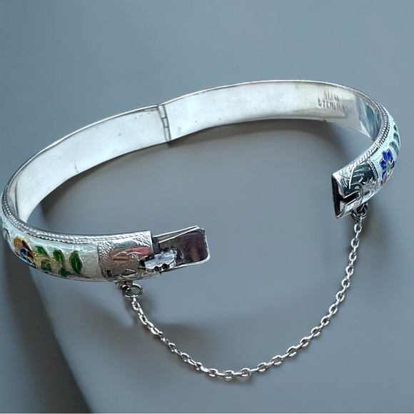 🌺Vintage Sterling Guilloche Enamel Bracelet - Picture 8 of 16